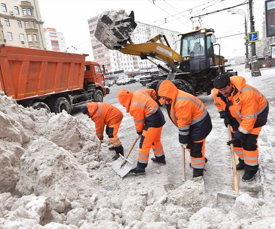 Уборка снега в Новочеркасске и  Ростовской области